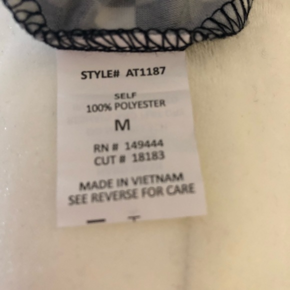 ❇️ NWT Ivy Rose tank top, size M - Picture 5 of 6